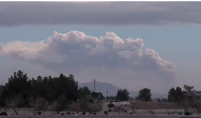 Large Plume of Smoke from Prescribed Fire Raises Concerns in California's Riverside County