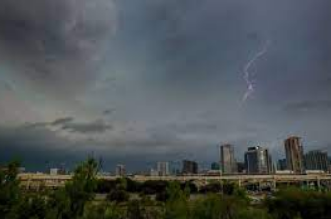 Texas Weather Update: Weekend Storm System Brings Rain and Cooler Conditions
