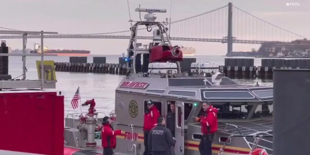 3 Dead, 2 Injured After Boat Sinks Near New York’s Rockaway Peninsula; Coast Guard Continues Search for Missing Passenger