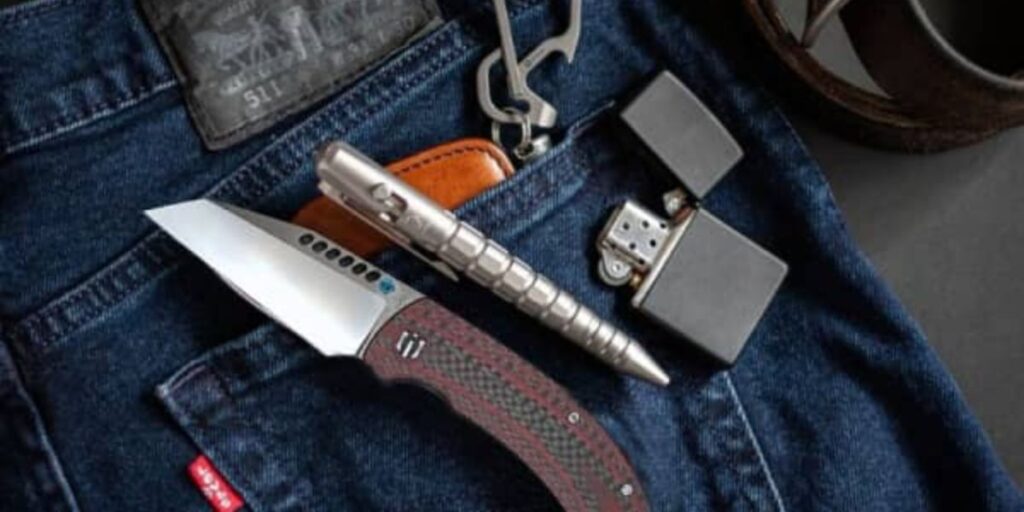 Understanding Your Knife Rights in Alaska A Comprehensive Legal Guide to Ownership and Carry