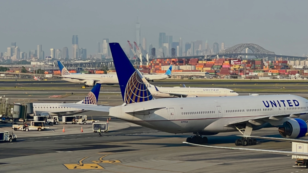 United Airlines Cuts Flights at Newark Due to FAA Technology Failures and Staffing Issues