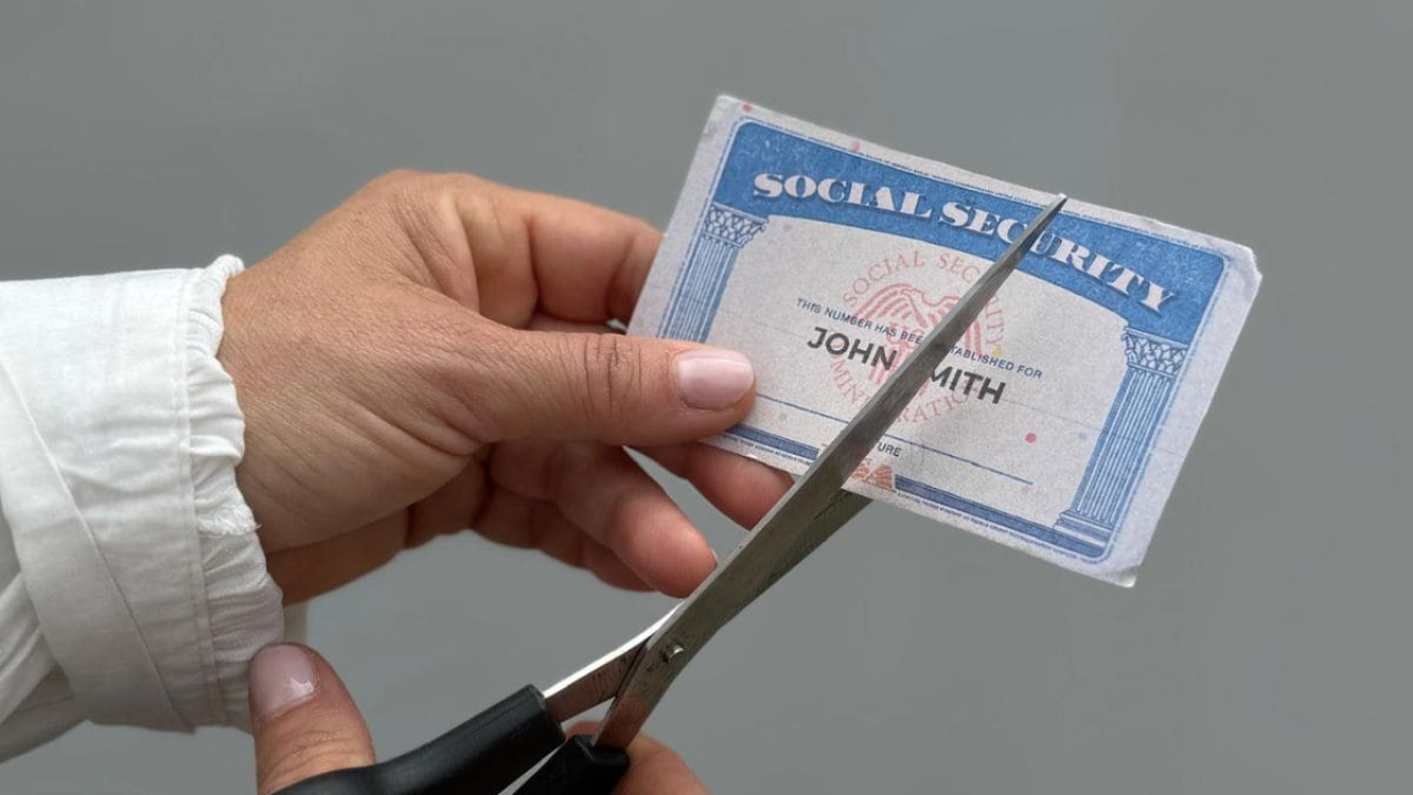 Avoid Payment Issues: 7 Reasons Your Social Security Check Could Be Delayed