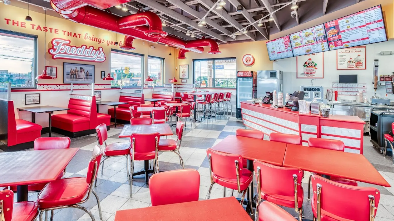 Retro Steakburger Joint to Open First Middlesex County Location, Bringing Classic Diner Experience