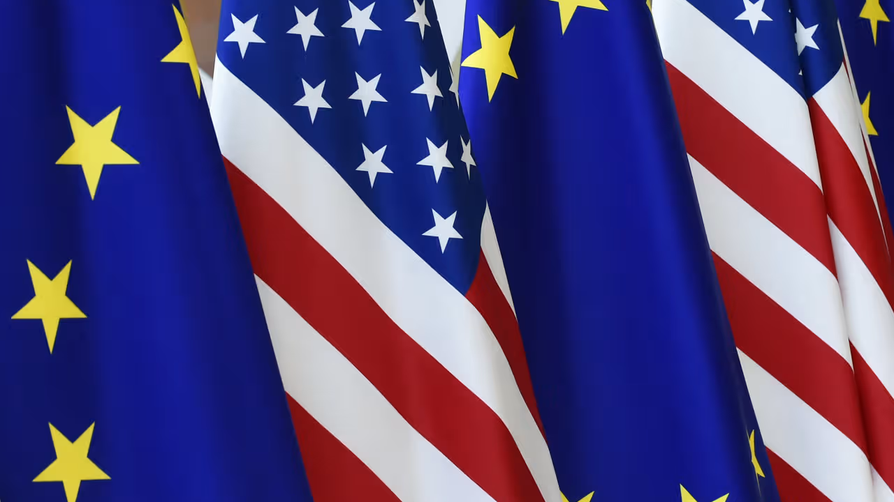 Trump Delays EU Tariffs Until July 9, Boosting U.S. Stock Futures and European Markets