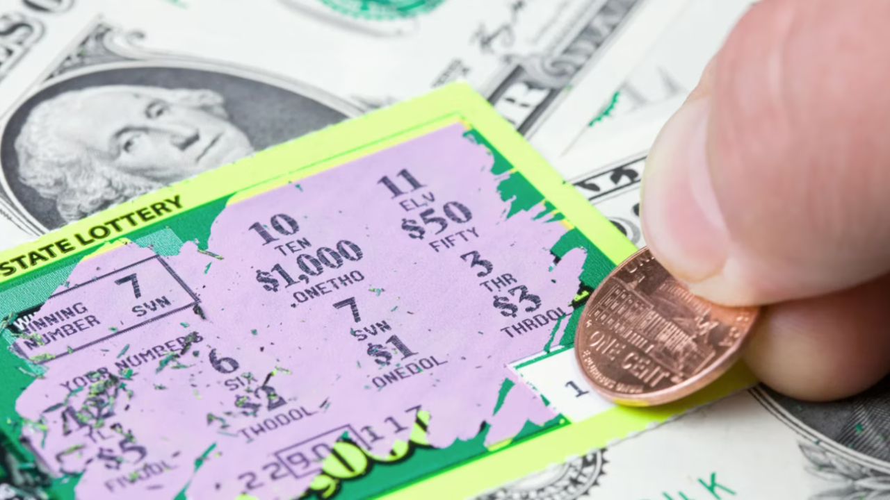 How Returning a Lost $100 Lottery Ticket Led to a $1 Million Scratch-Off Win in Phillipsburg?