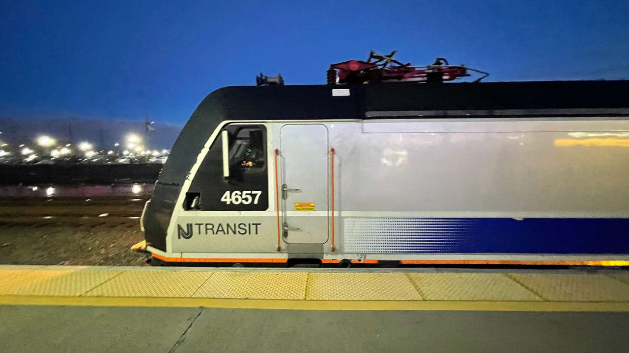 Shocking New Jersey Transit Strike Strands Thousands, Sparks Major Travel Chaos in New York City