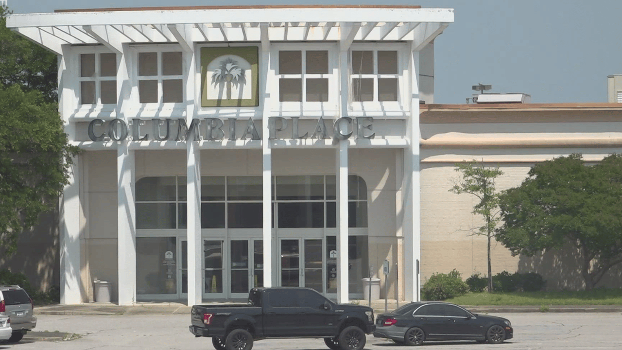 Residents Express Safety Concerns Following Armed Robbery at Columbia Place Mall