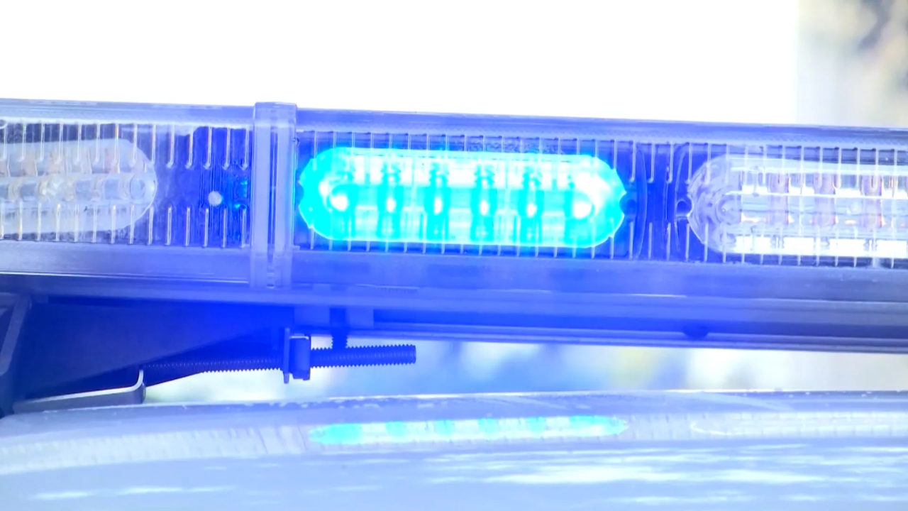 Elderly Man Robbed in North Charleston, Police Investigate Snatch and Grab Incident