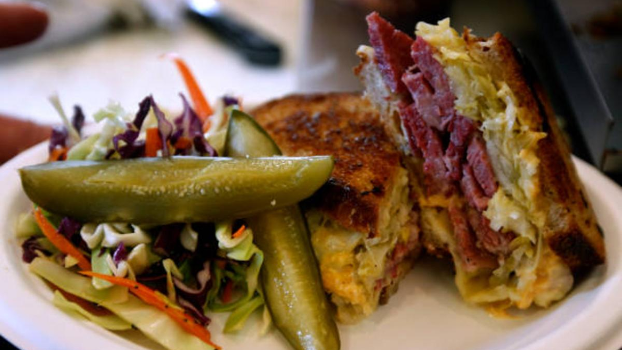 Unassuming New Jersey Restaurant Gaining Attention for Its Flavor-Packed Reuben Sandwich