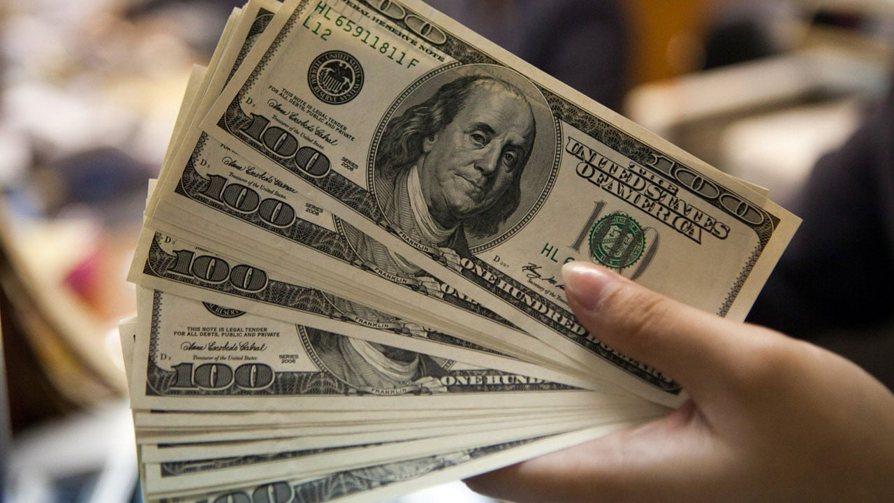 "Massive Fraud Scheme Uncovered: Man Sentenced to Prison for Identity Theft and COVID Insurance Scams