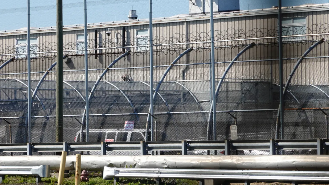 Four Immigration Detainees Escape From New Jersey Facility, Search Efforts Continue