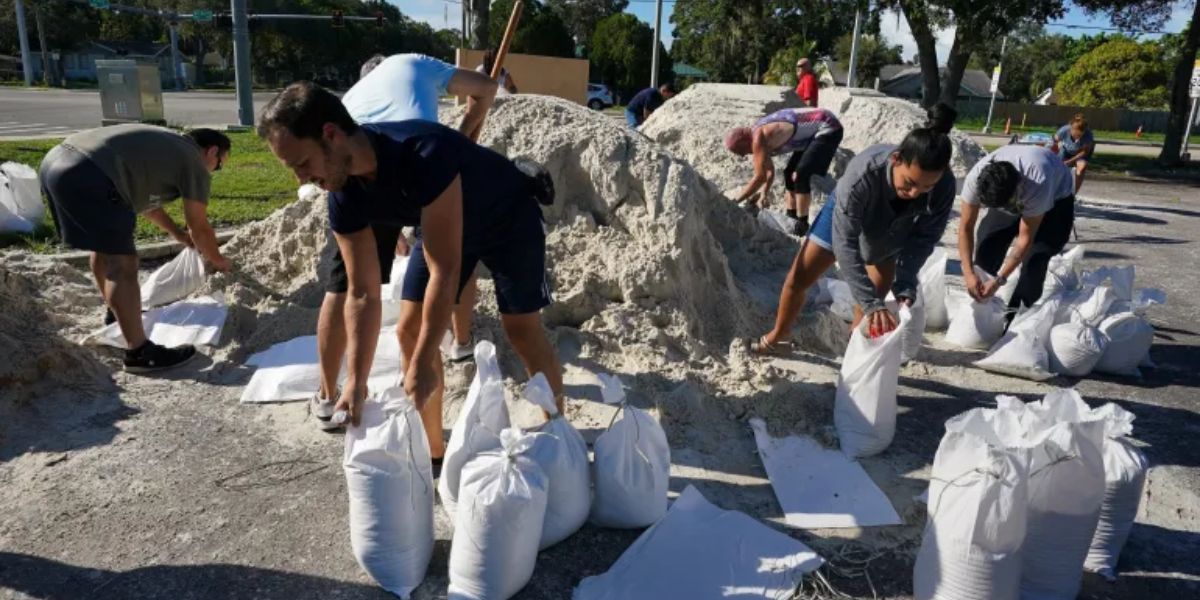Gulf Coast Prepares for Heavy Rain as Storm Nears Tropical Depression Status