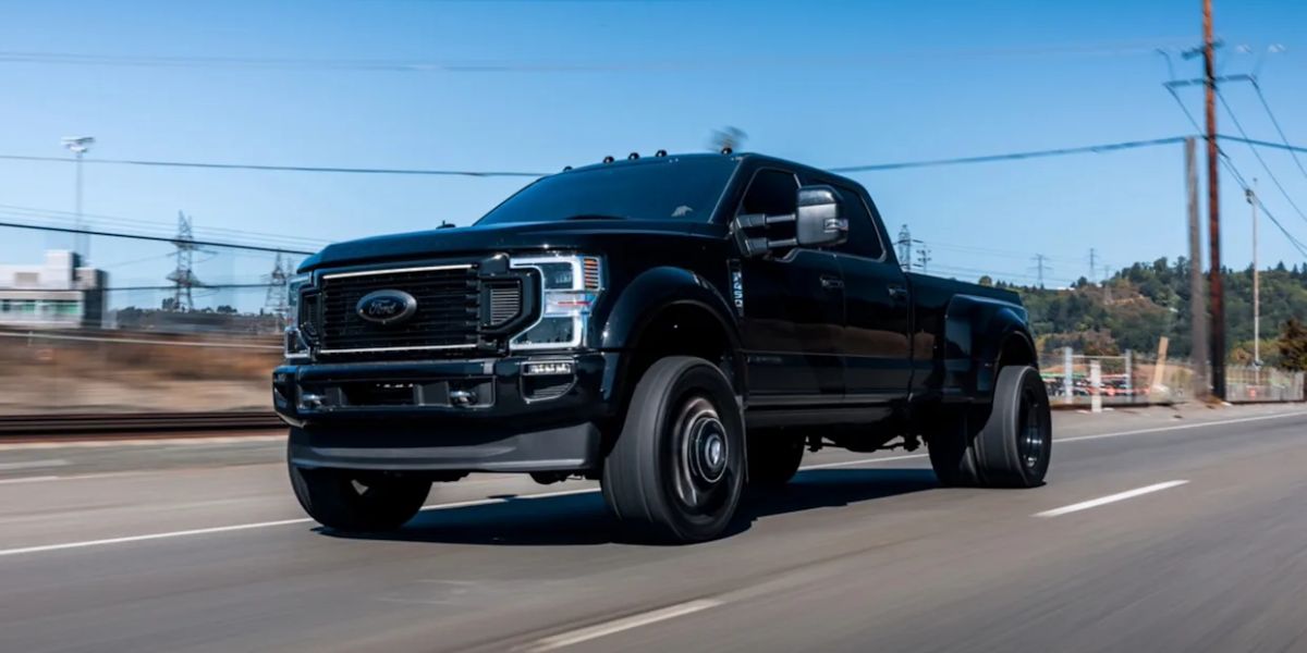 Pickup Truck Driver Faces Instant Karma After ‘Rolling Coal’ on HighwayPickup Truck Driver Faces Instant Karma After ‘Rolling Coal’ on Highway