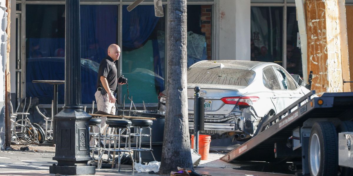 Speeding Driver Crashes Into Tampa Bar During Police Chase, Killing Four