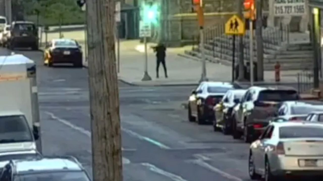 Philadelphia Police Investigate Armed Robbery Spree After Suspects Flash “AR-Style Rifle” Across Multiple Neighborhoods